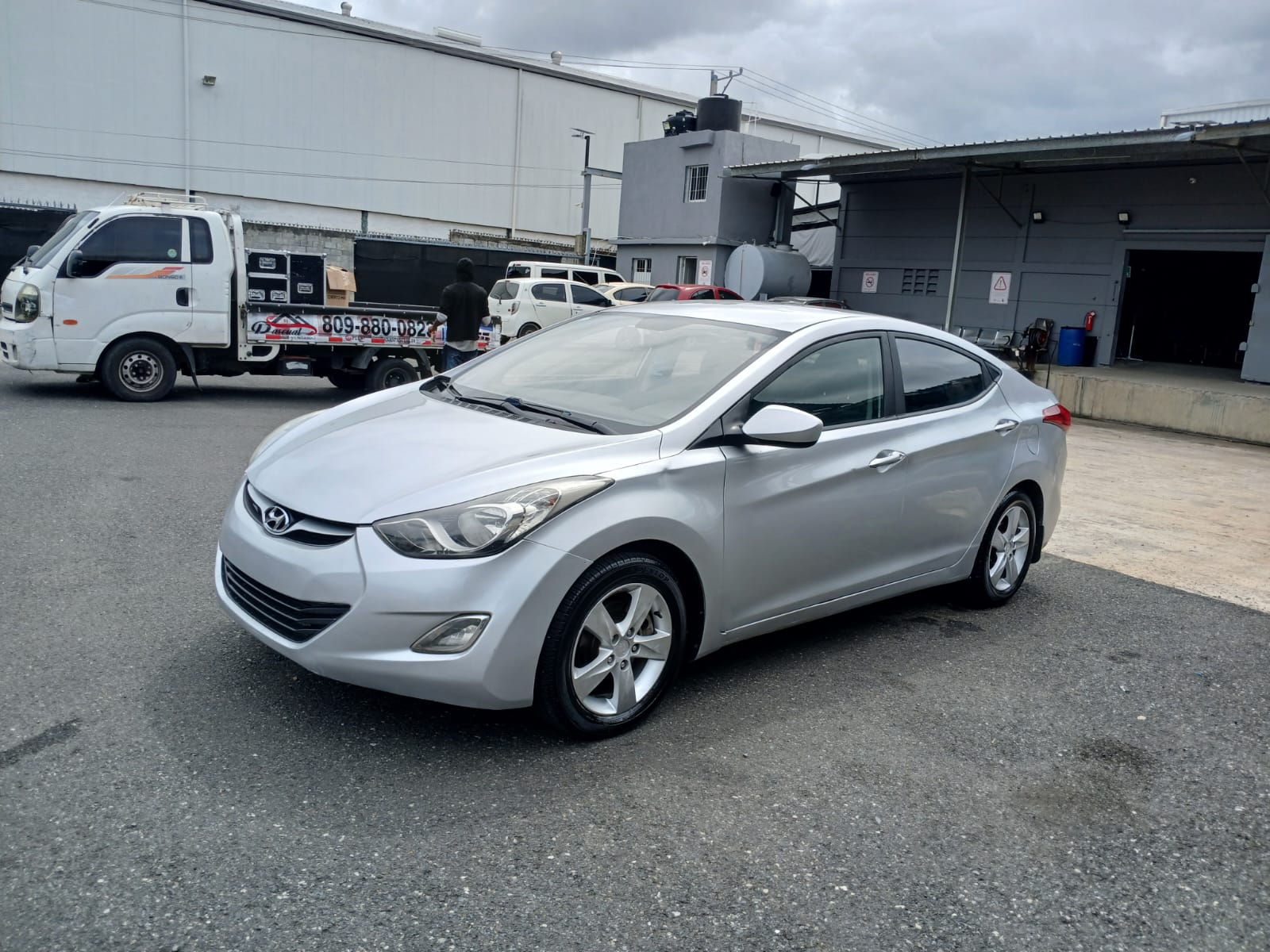 hyundai elantra 2012 Foto 7318087-3.jpg