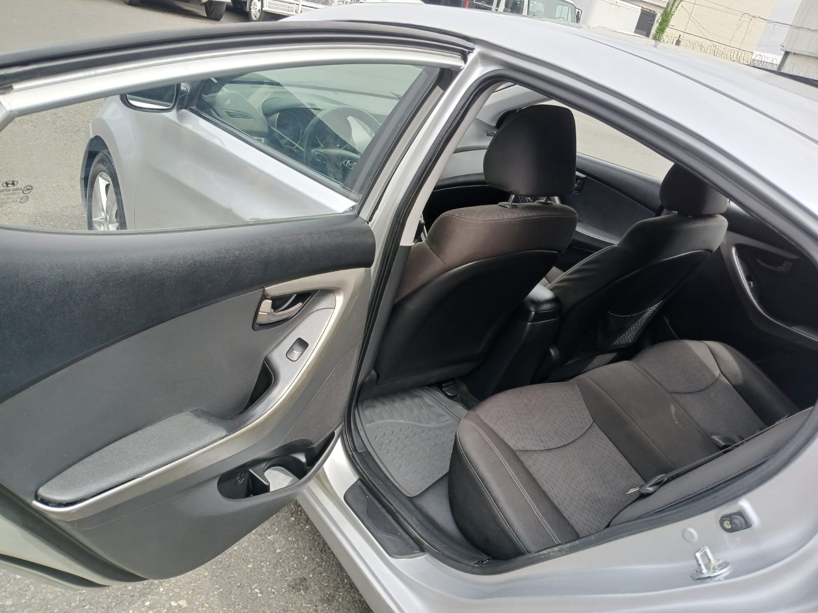 hyundai elantra 2012 Foto 7318087-7.jpg