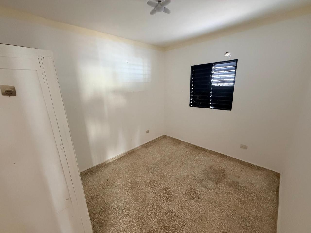VENDO 2 locales comerciales  Casa con patio LISTA para NEGOCIO O INVER Foto 7318165-6.jpg