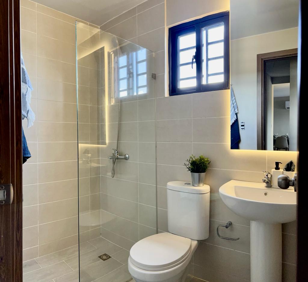 Apartamento en Venta en la Av. Charles de Gaulle. Foto 7318247-8.jpg