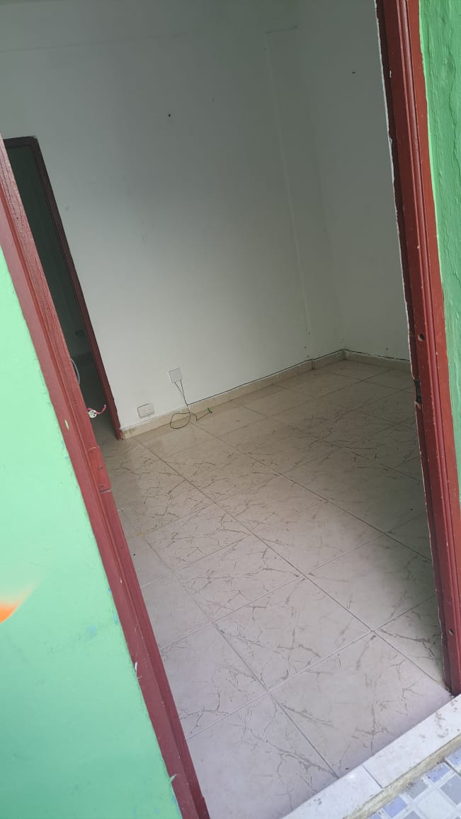 Renta de aparta estudio en El Quisqueya zona residencial Foto 7318254-4.jpg
