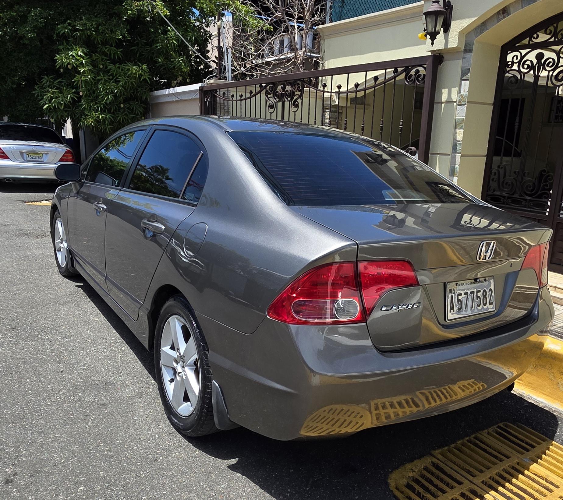 Vendo Honda Civic Sedan. Excelentes condiciones Foto 7318268-2.jpg