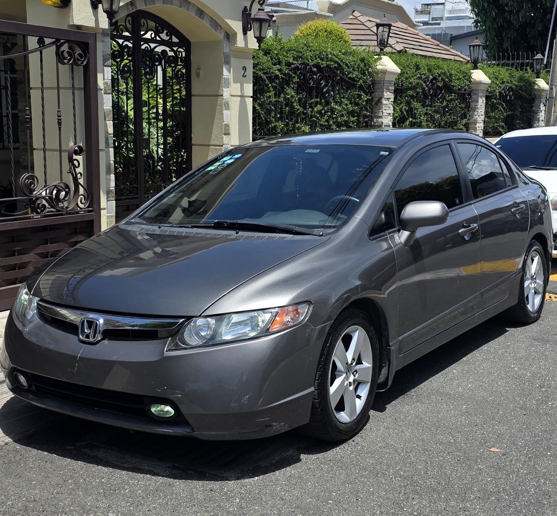 Vendo Honda Civic Sedan. Excelentes condiciones Foto 7318268-6.jpg