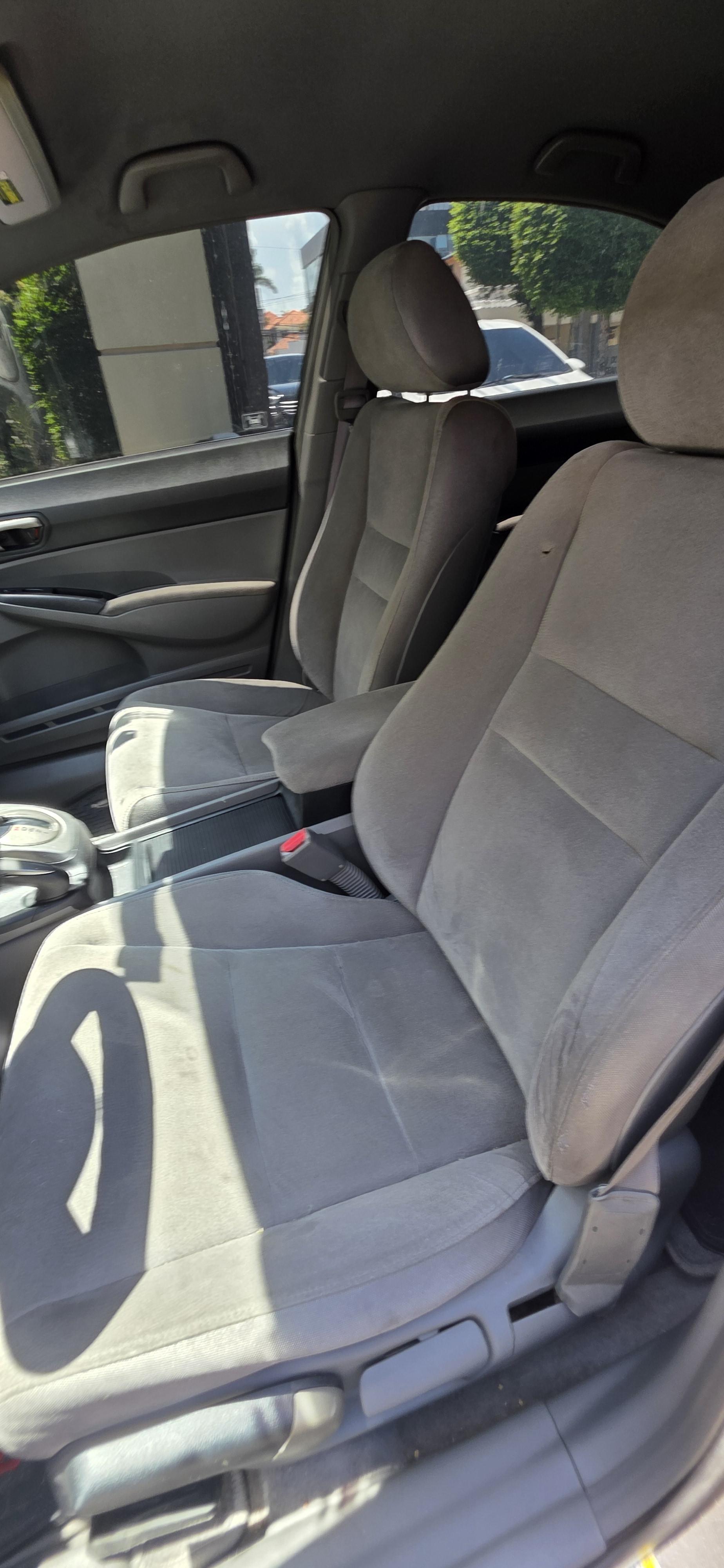Vendo Honda Civic Sedan. Excelentes condiciones Foto 7318268-8.jpg