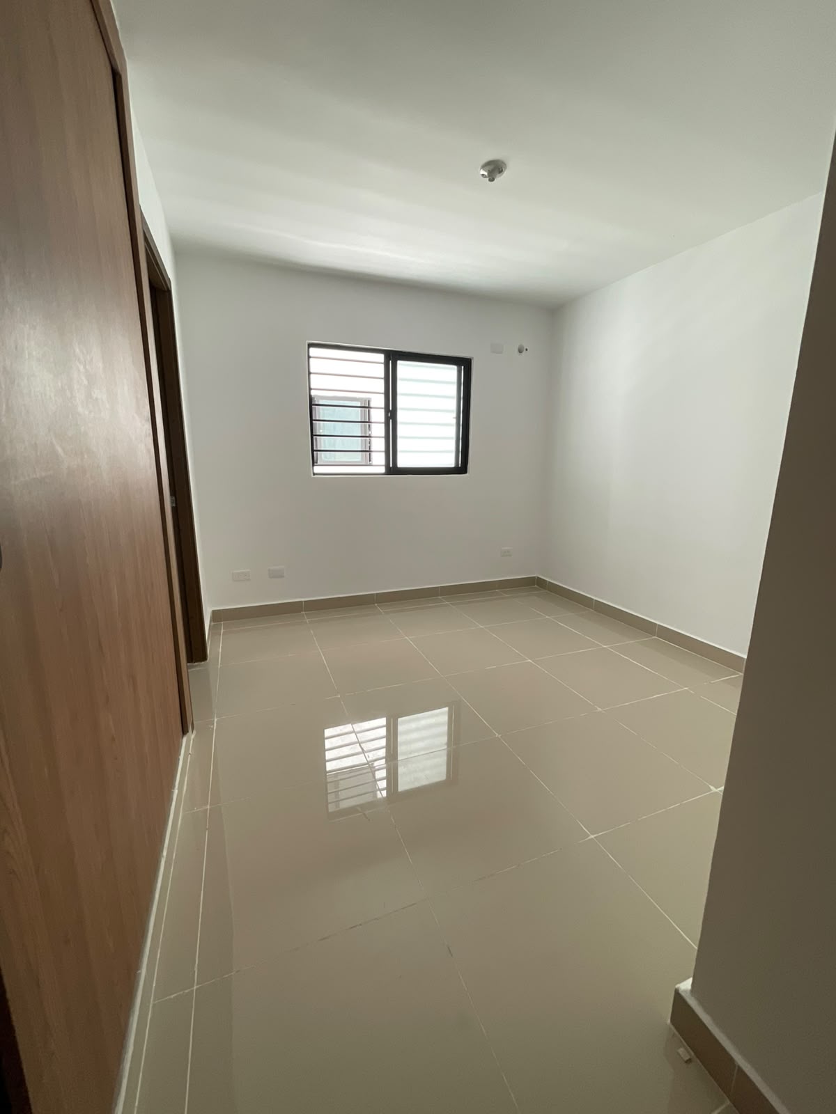 Alquiler de Apartamento próximo a la Ciudad Juan Bosch. Foto 7318327-9.jpg