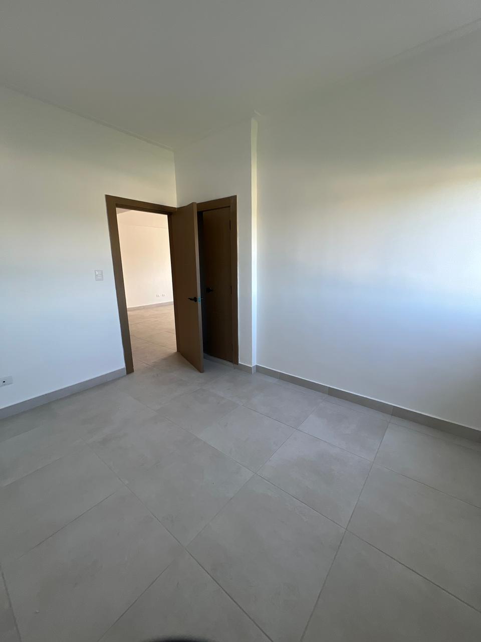 Vendo apartamento en juan dolio Foto 7318378-8.jpg