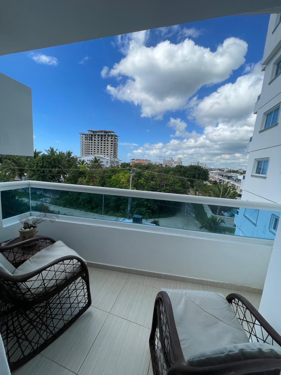 Vendo apartamento en juan dolio Foto 7318381-4.jpg