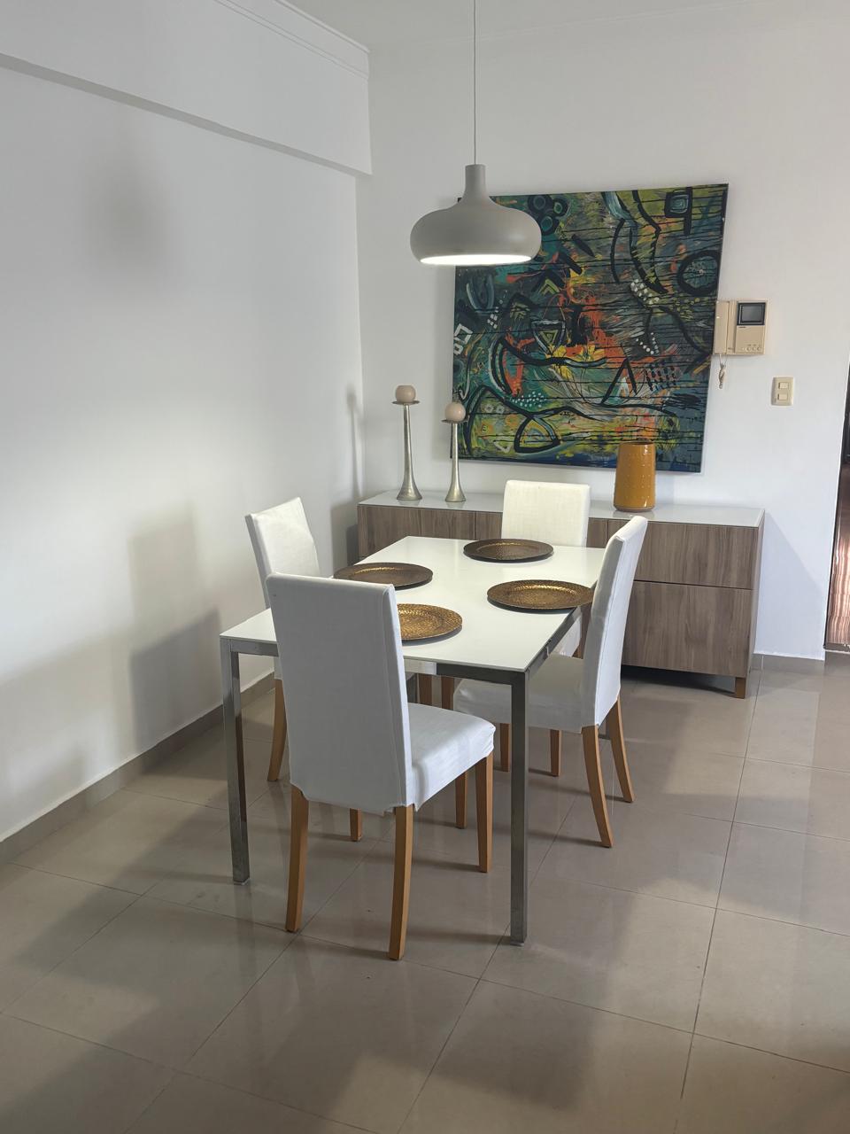 Apartamento en alquiler amueblado con excelente ubicación en Naco Foto 7318392-2.jpg