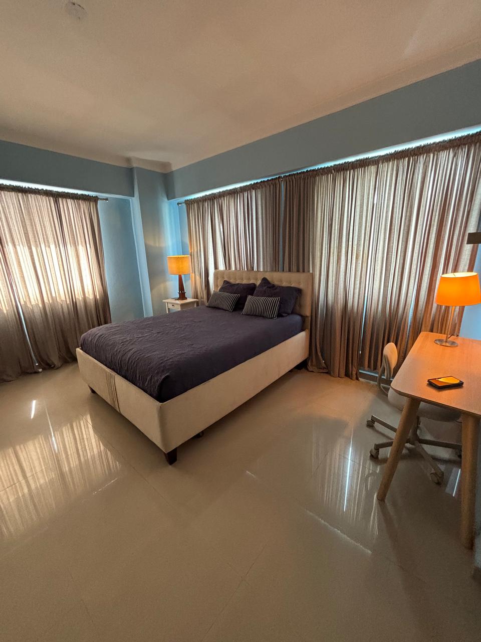 Apartamento en alquiler amueblado con excelente ubicación en Naco Foto 7318392-3.jpg