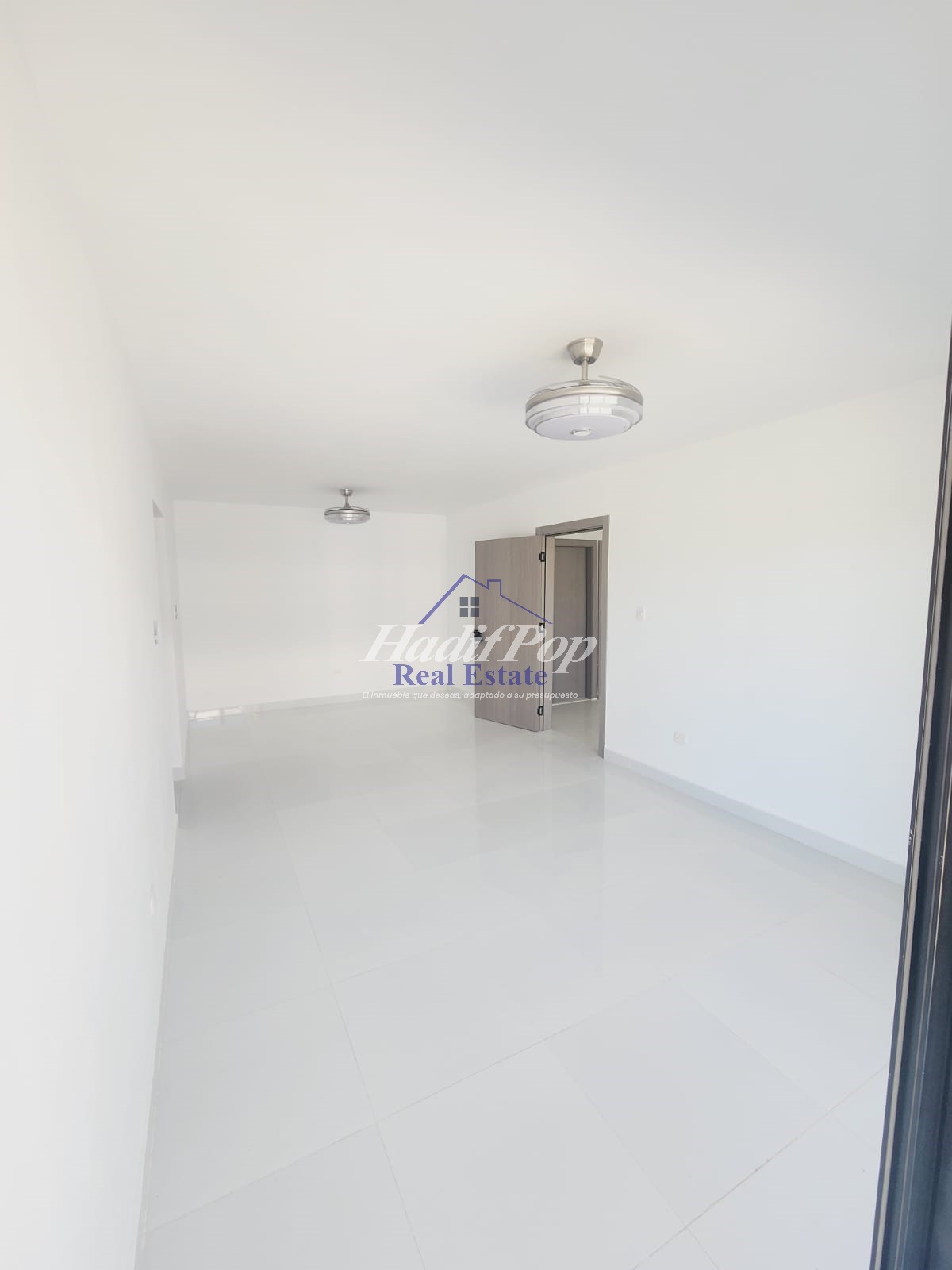 ENCANTADOR APARTAMENTO EN RESIDENCIAL EN RENTA  Foto 7318560-1.jpg