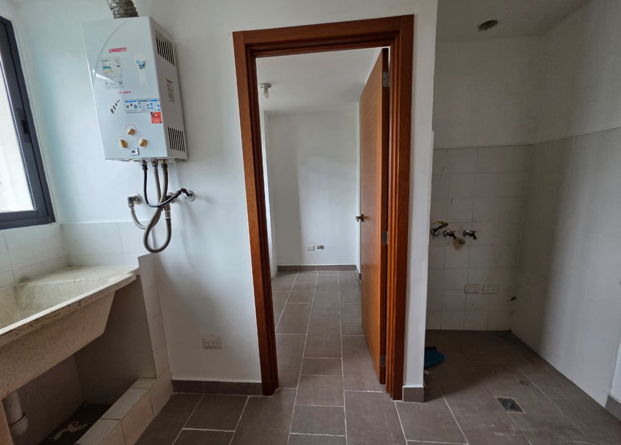 Vendo Exclusivo Apto de Lujo en NACO 3 HABS. 175 Mts.2 piso 5 Foto 7318602-10.jpg