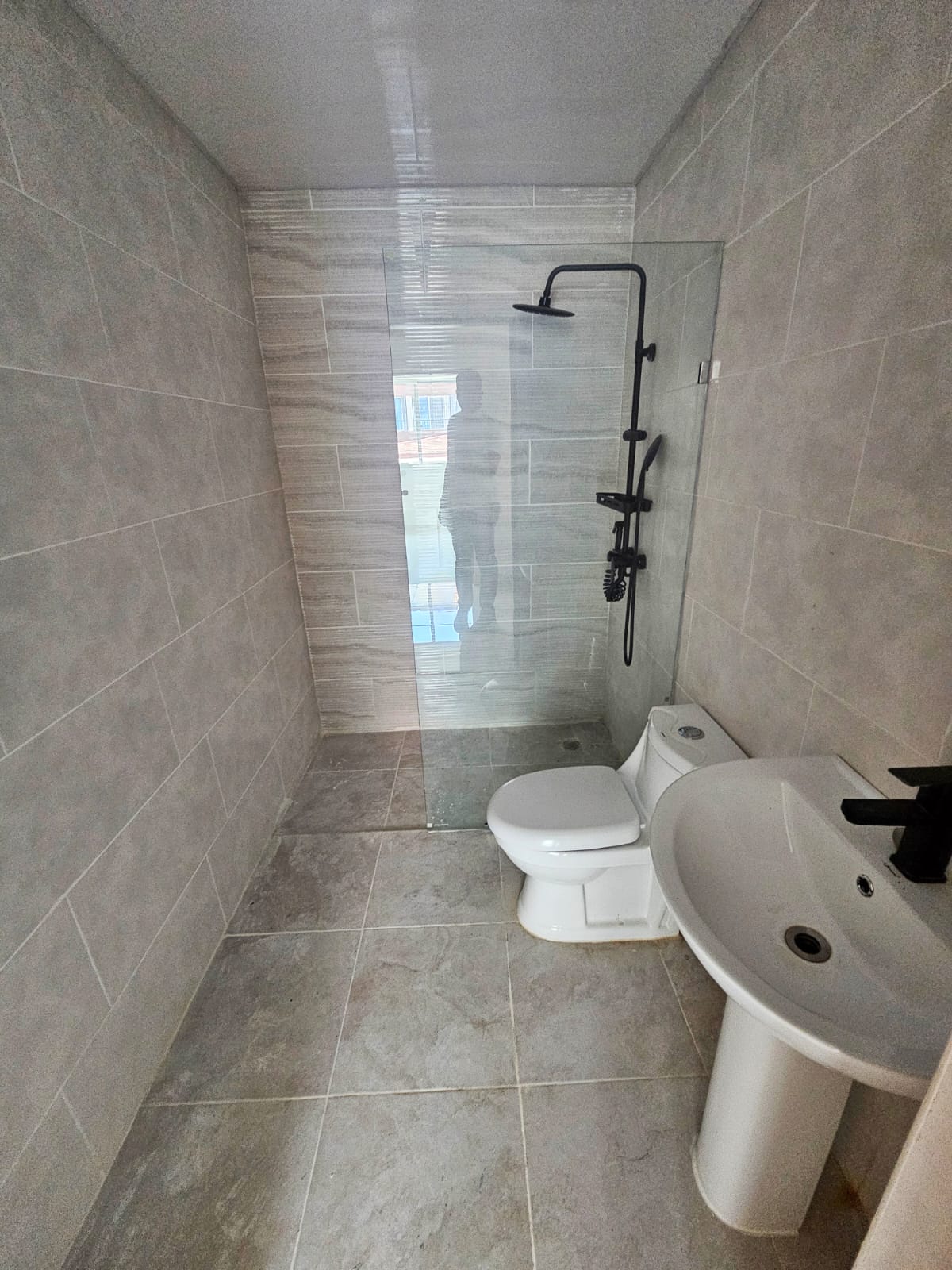 Apartamento Nuevo con terraza en Don Honorio  RD11250000  Foto 7318614-8.jpg