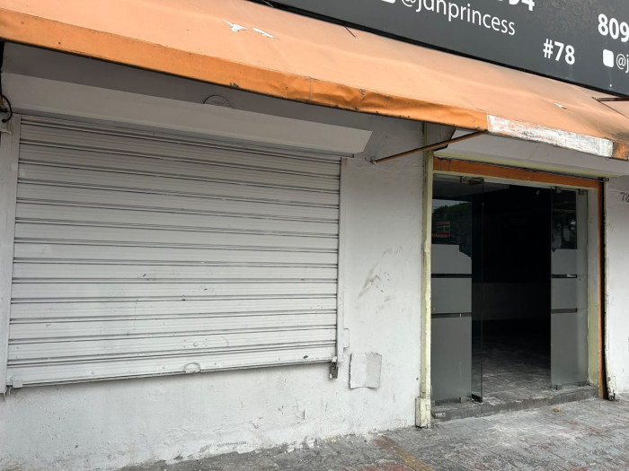 Local Comercial en Alquiler  Los Prados – Av. Núñez de Cáceres Foto 7318620-3.jpg