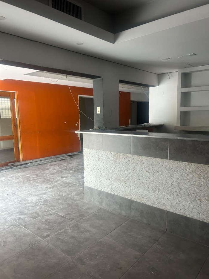 Local Comercial en Alquiler  Los Prados – Av. Núñez de Cáceres Foto 7318620-5.jpg