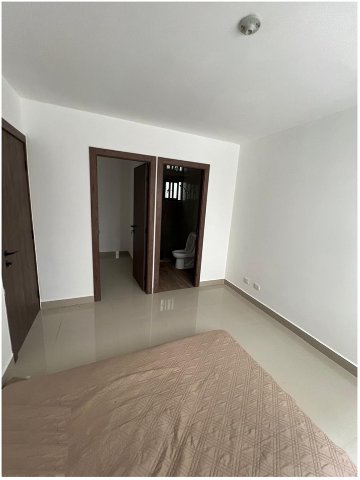 SE VENDE APTO EN LA CIUDAD JUAN BOSCH – POR TIEMPO LIMITADO 3 HABS. 96 Foto 7318638-5.jpg