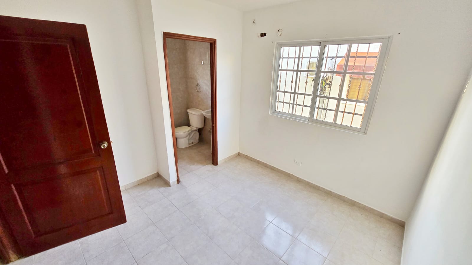 PRECIO ESPECIAL EN CARMEN RENATA! RD3200000   Foto 7318685-12.jpg