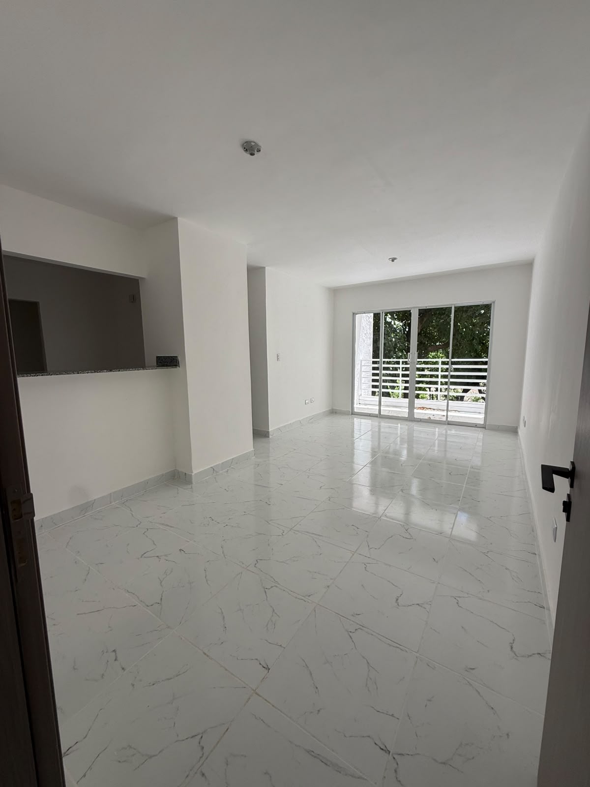 ???? APARTAMENTO EN ALQUILER – EN LA CARRETERA  LICEY SANTIAGO Foto 7318717-5.jpg