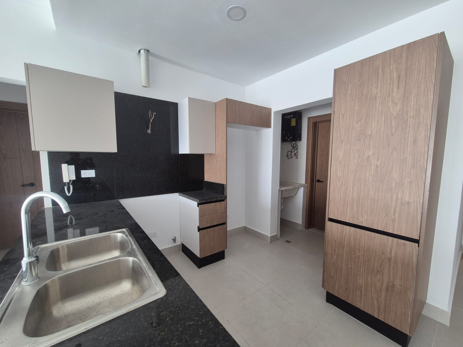  Apartamento en venta en El Millón Foto 7318723-8.jpg