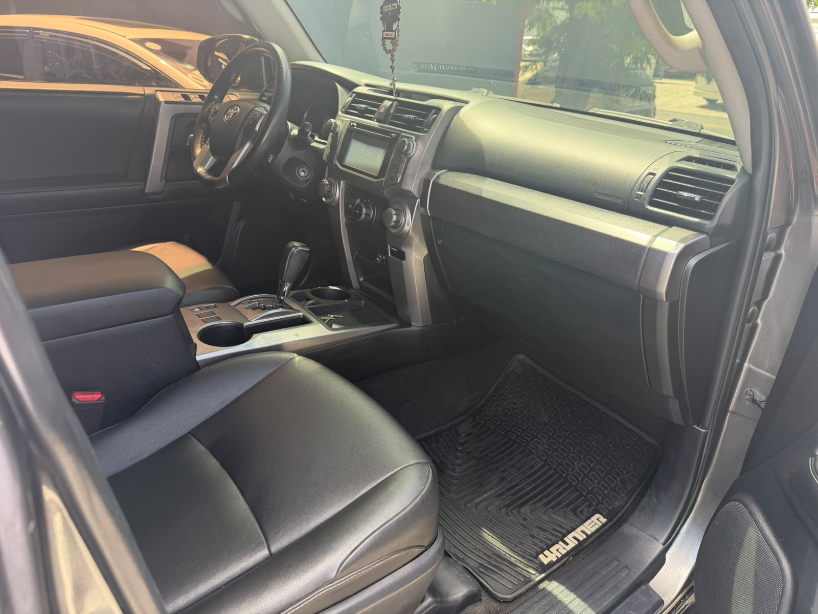 toyota 4runner 2014 Foto 7318725-2.jpg