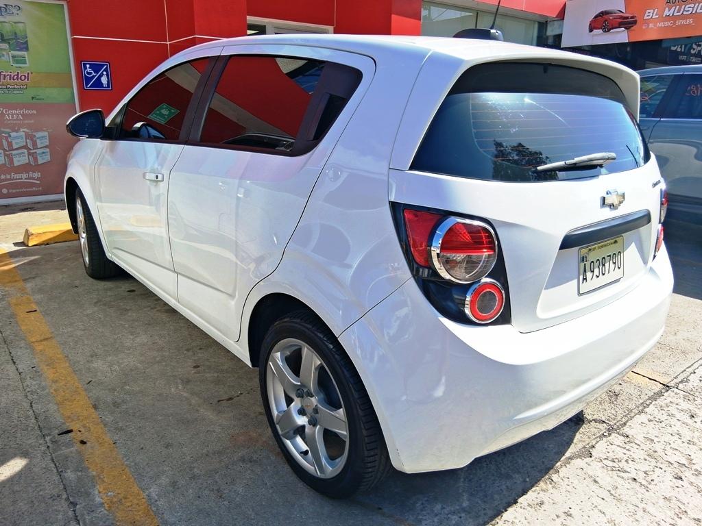 2015 Chevy Sonic Mecanico Hatchback Foto 7318741-6.jpg