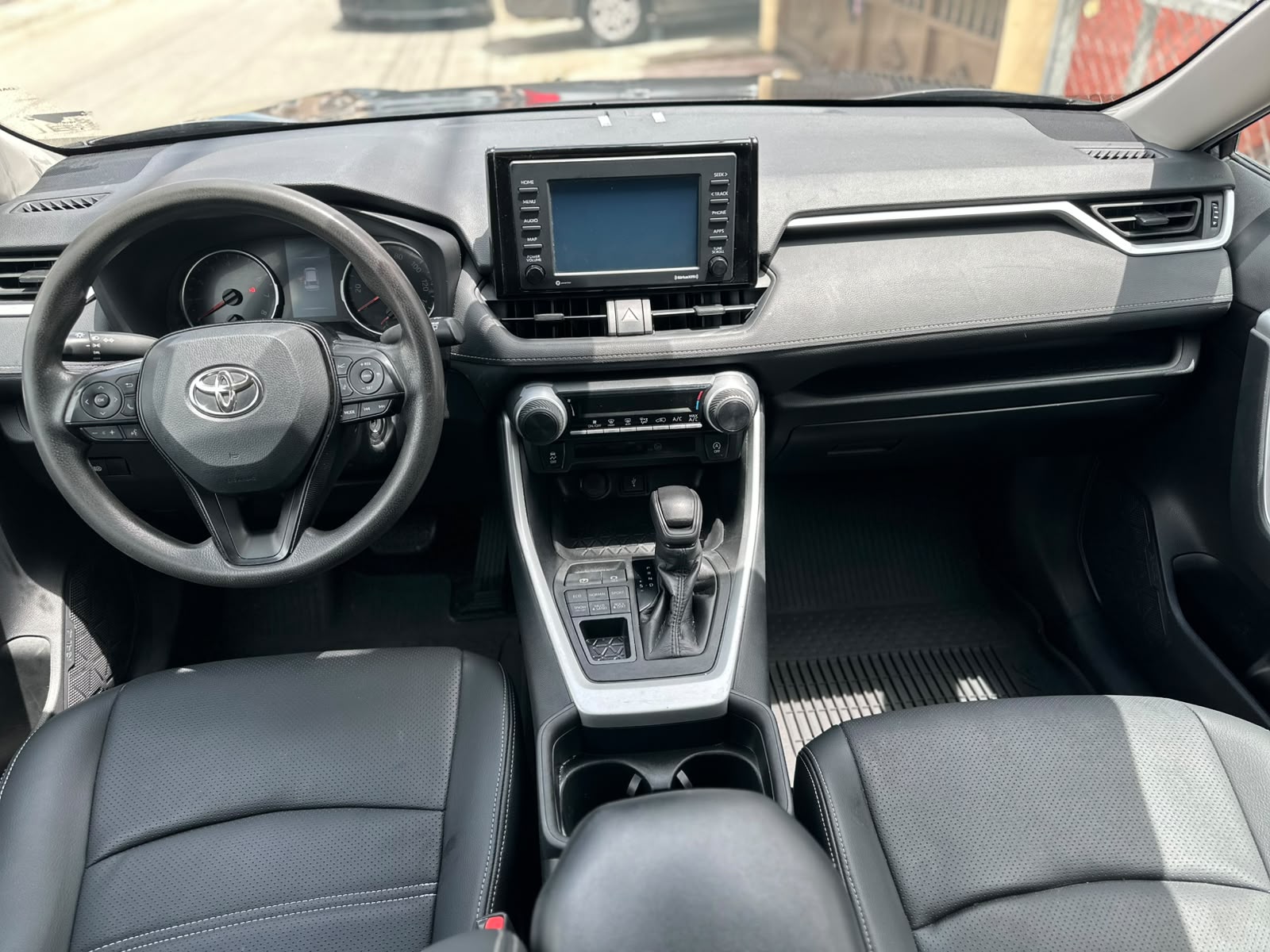 Toyota Rav4 LE PLUS 2021 Foto 7318774-6.jpg