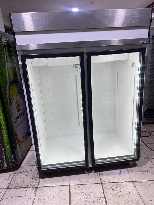 Frezer exhibidor conservador de 50 pies cubicos con envio y garantia. Foto 7318871-5.jpg