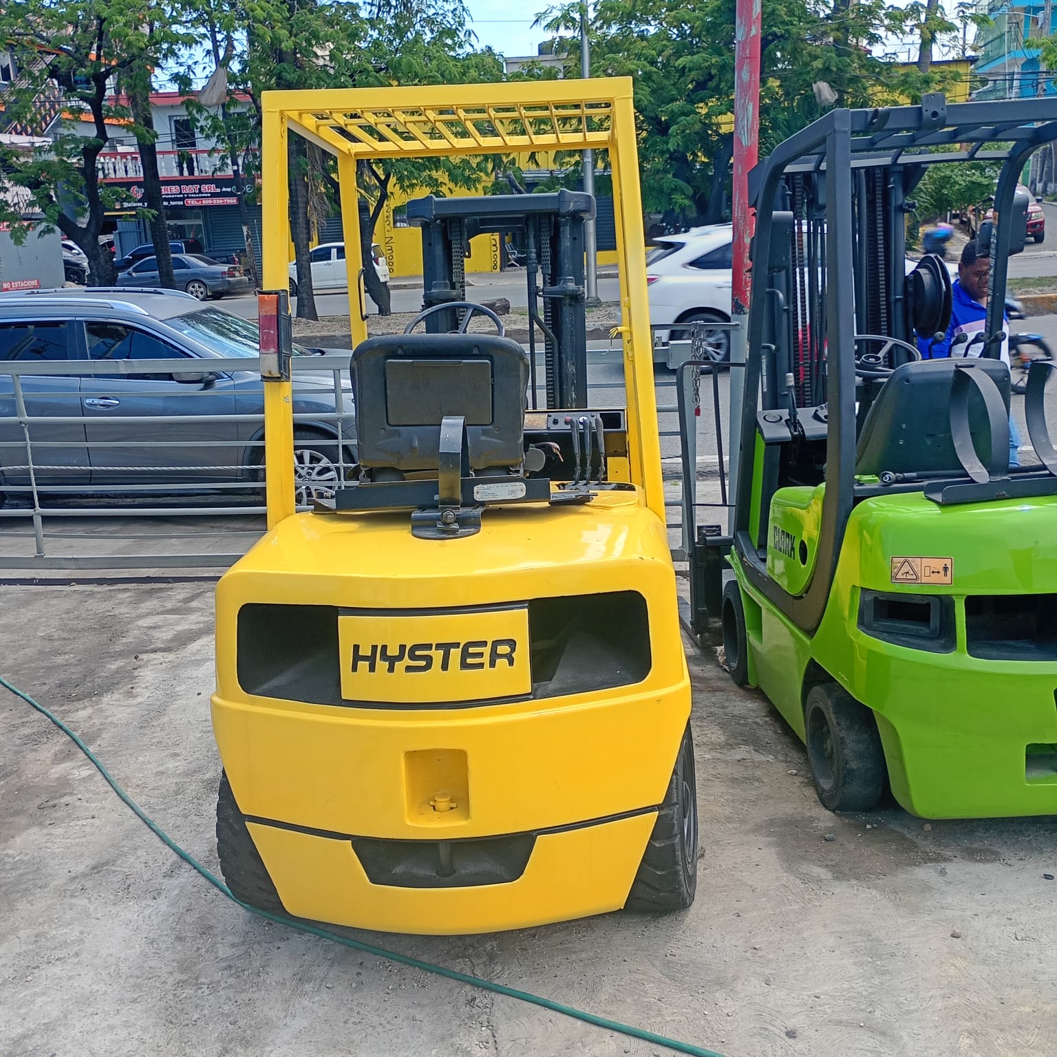 montacargas hyster toyota clark komatsu Foto 7318888-7.jpg