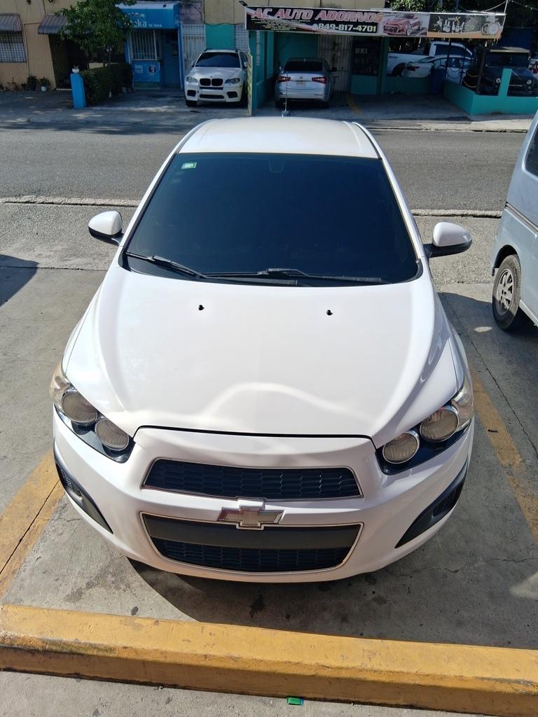 2015 Chevy Sonic Mecanico Hatchback Foto 7318970-4.jpg