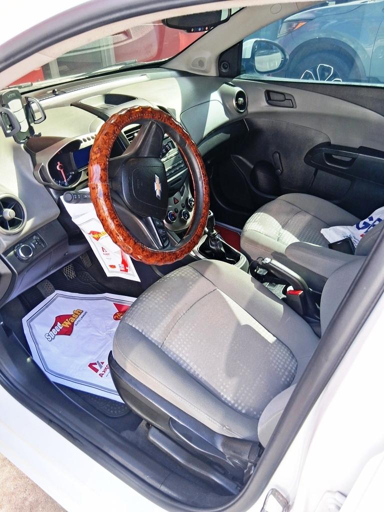 2015 Chevy Sonic Mecanico Hatchback Foto 7318970-8.jpg