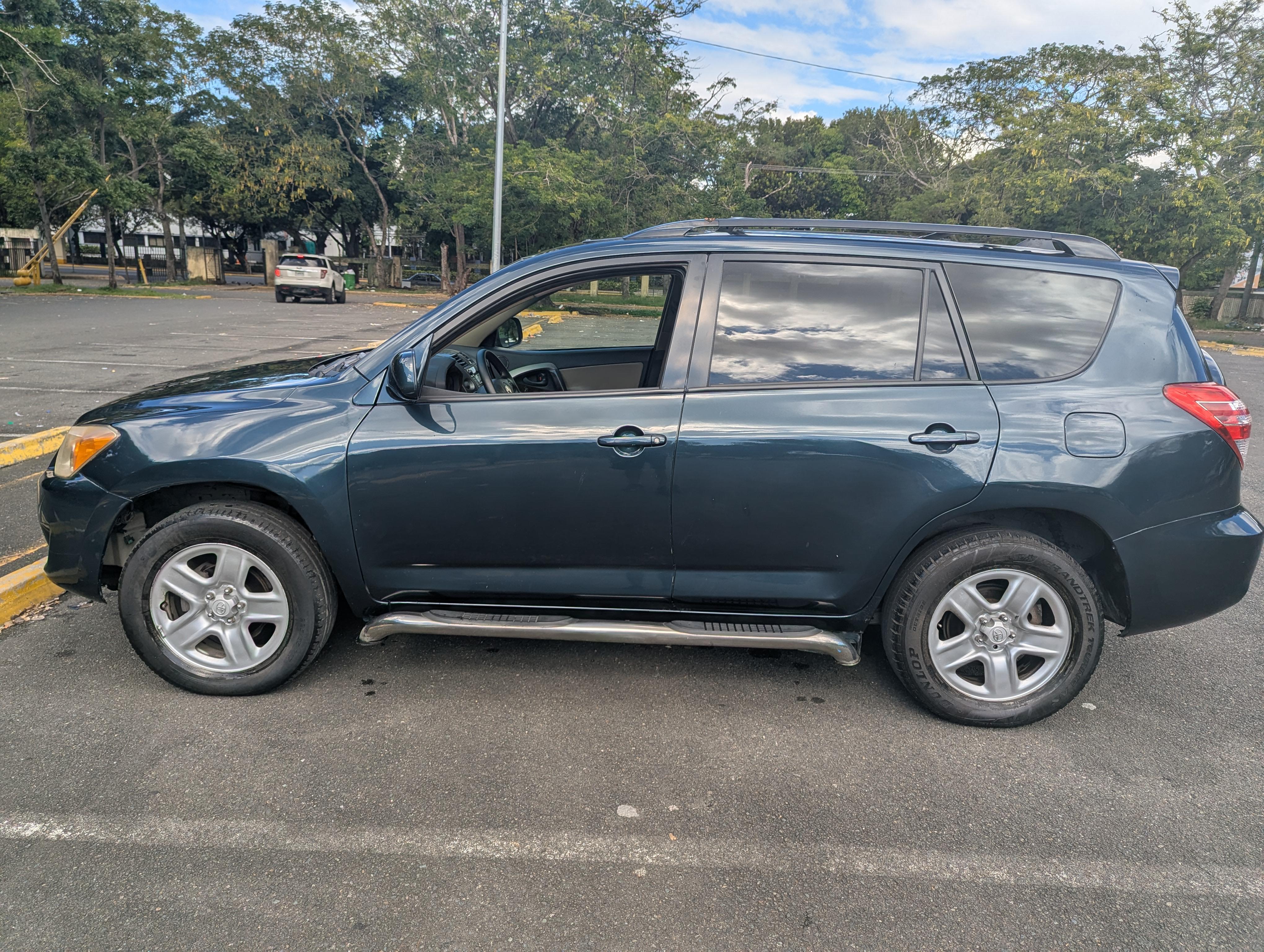 2009 Toyota RAV4 Foto 7319017-3.jpg