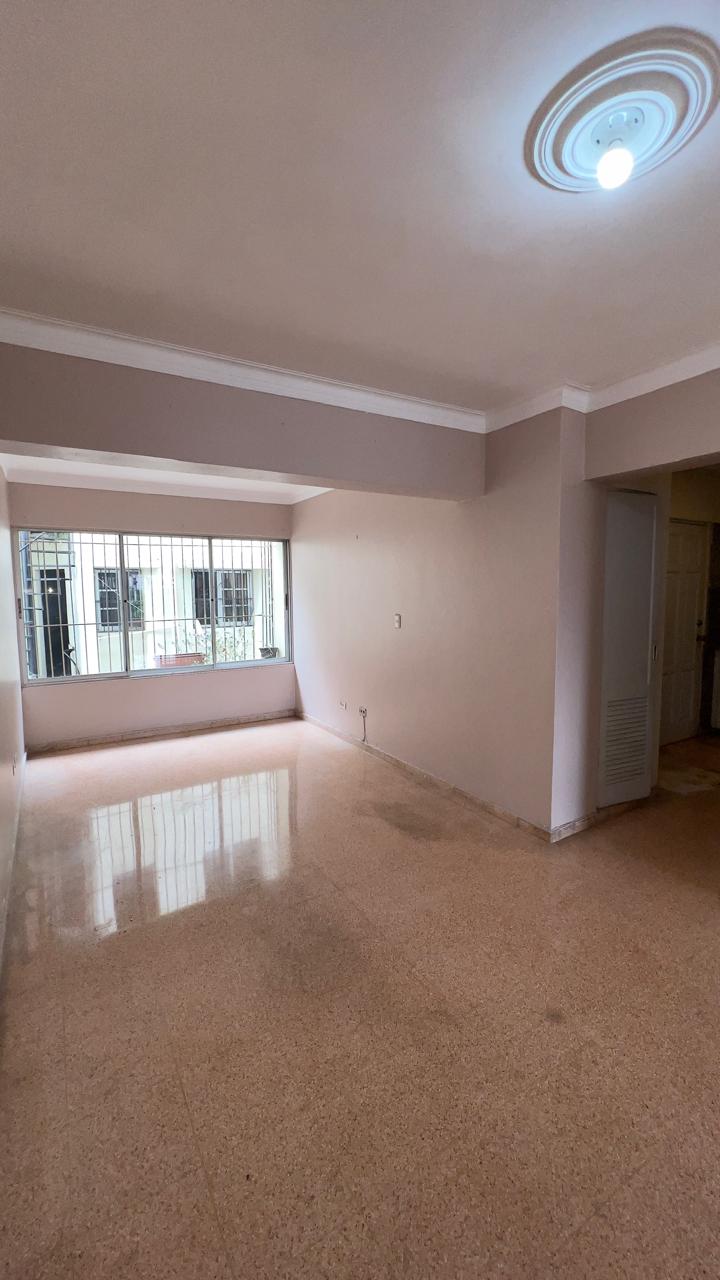 ALQUILO APARTAMENTO EN LAS PRADERAS Foto 7319045-3.jpg