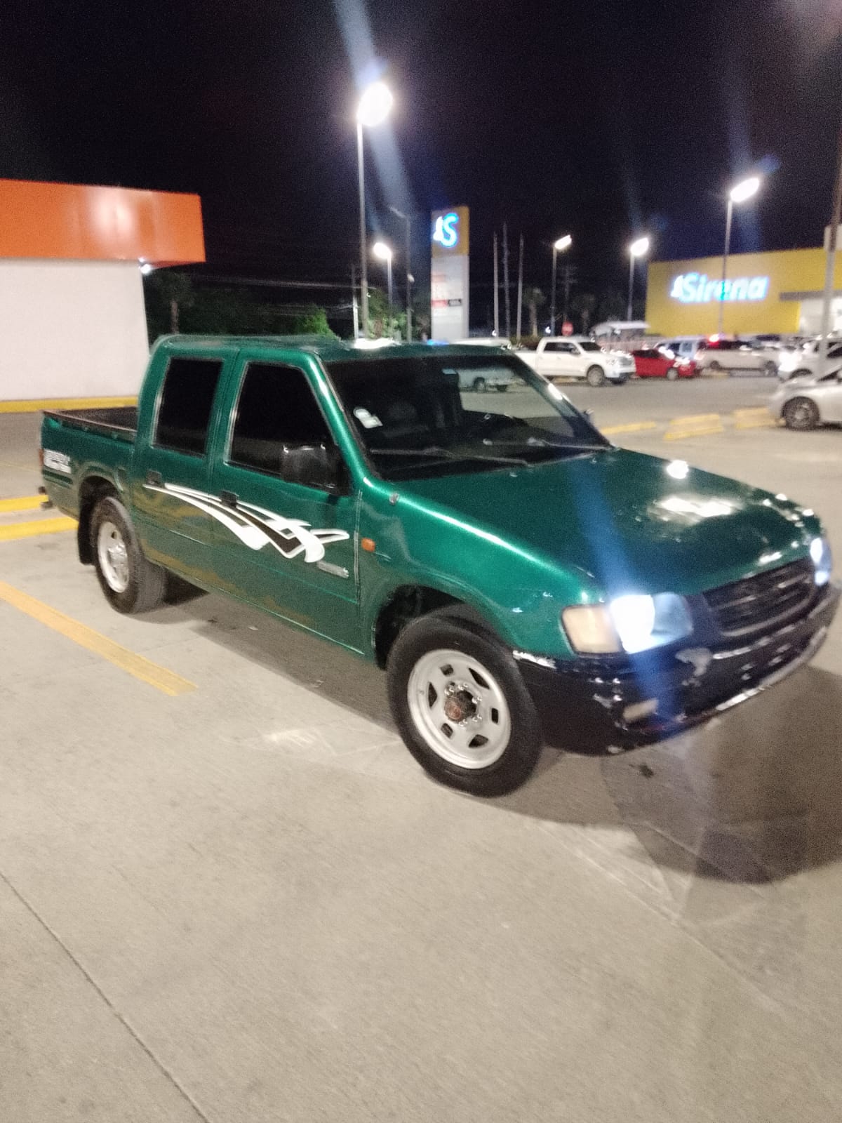 Isuzu 2001.diesel 4x4 Foto 7319094-2.jpg