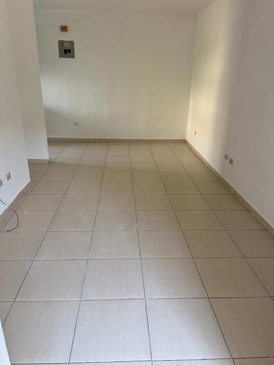 ALQUILO APARTAMENTO POR LA JACOBO Foto 7319147-4.jpg