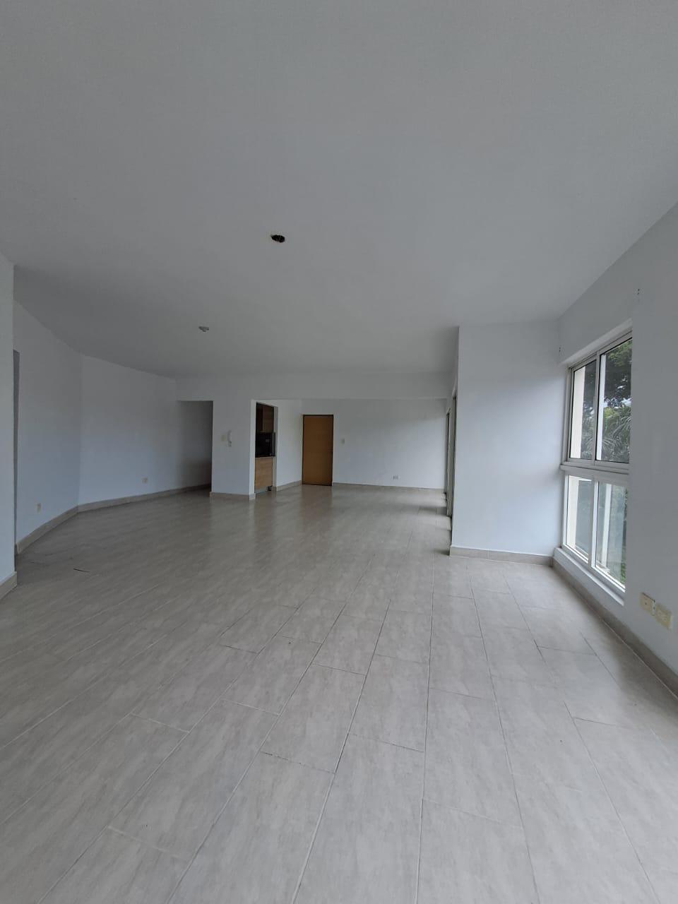 Hermoso Apartamento con una vista Excepcional en Venta en Riviera Colo Foto 7319172-2.jpg