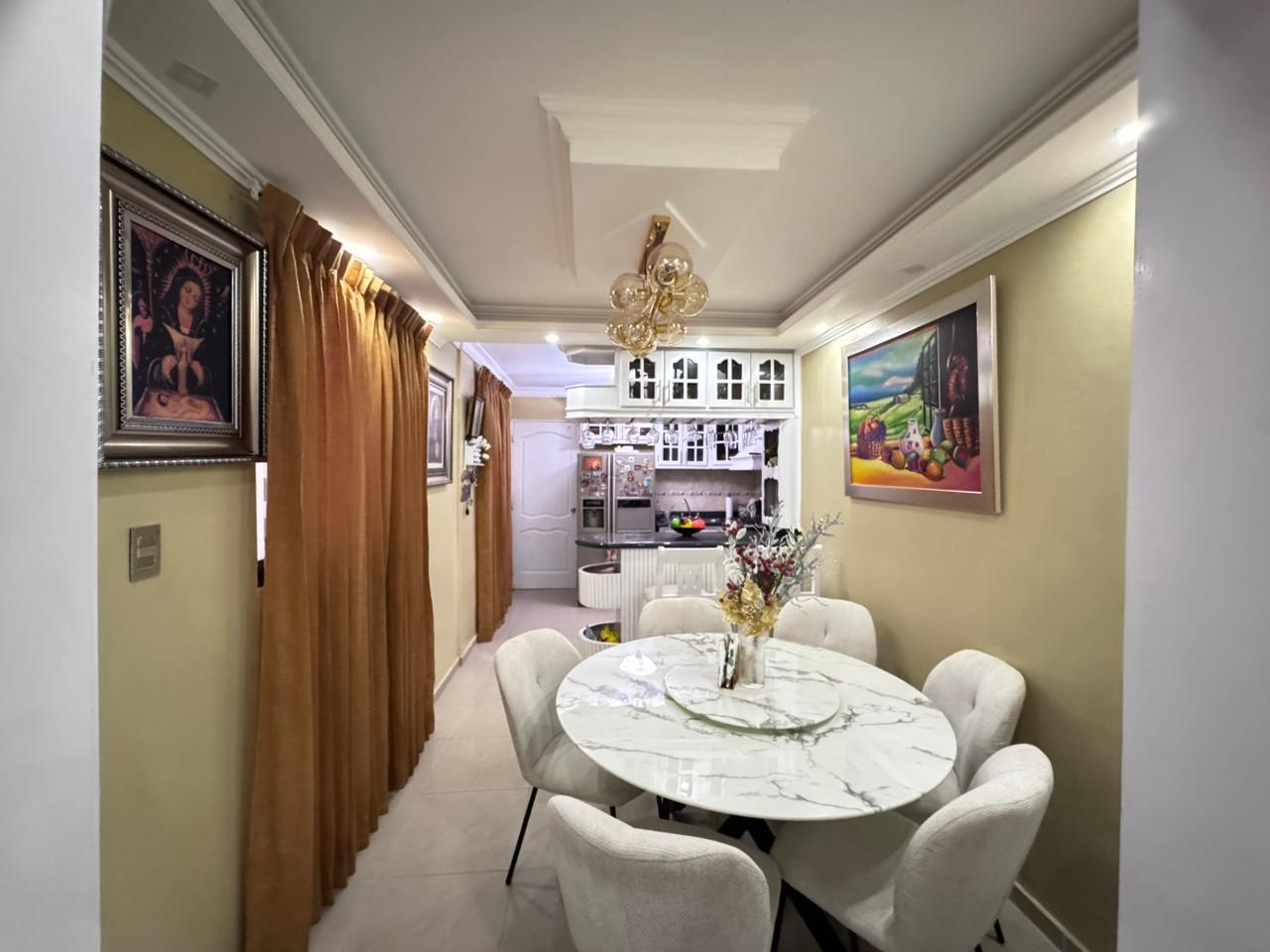 Casa en Venta – Lucerna Santo Domingo Este Foto 7319186-2.jpg