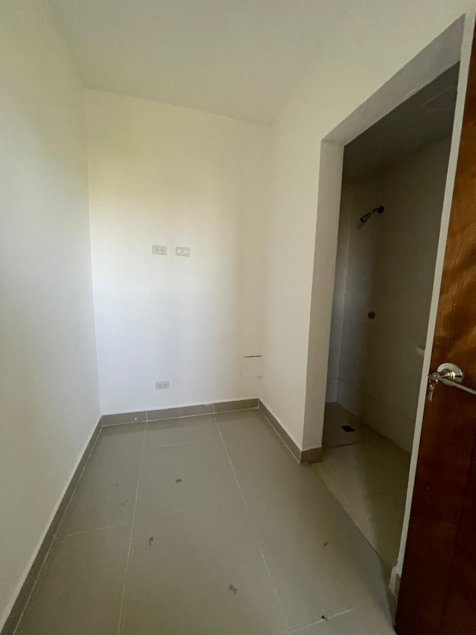 Apartamento de 3 Habitaciones en Venta en la Av. Hipica  Foto 7319191-5.jpg