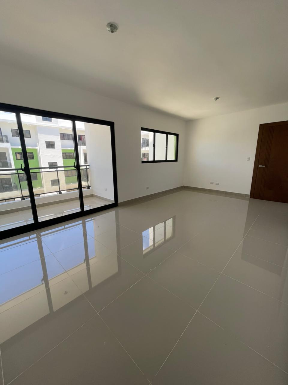 Apartamento de 3 Habitaciones en Venta en la Av. Hipica  Foto 7319191-8.jpg