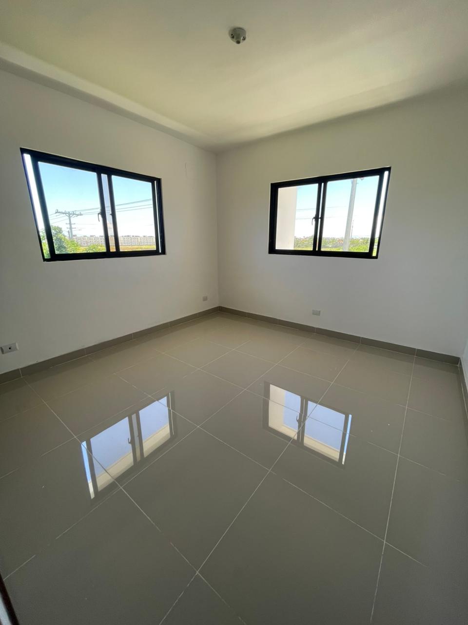 Apartamento de 3 Habitaciones en Venta en la Av. Hipica  Foto 7319191-9.jpg