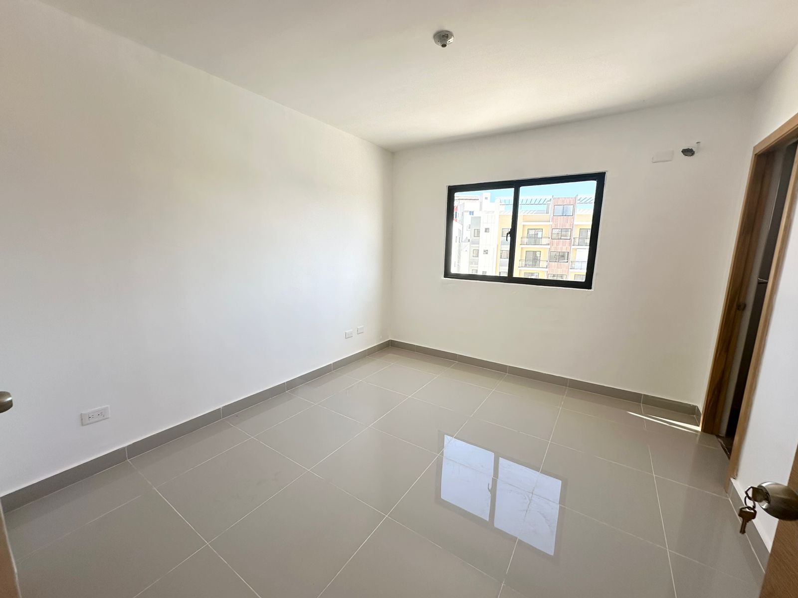 Apartamento de 3 Habitaciones en Venta en Arroyo Hondo.  Foto 7319194-3.jpg