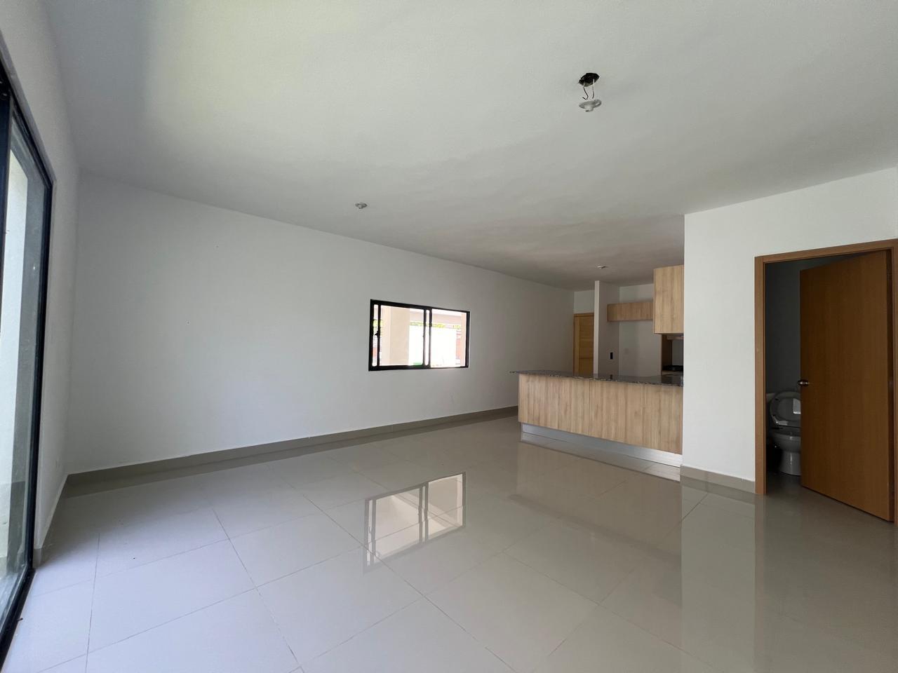 Apartamento de 3 Habitaciones en Venta en los Corales del Sur Foto 7319195-7.jpg