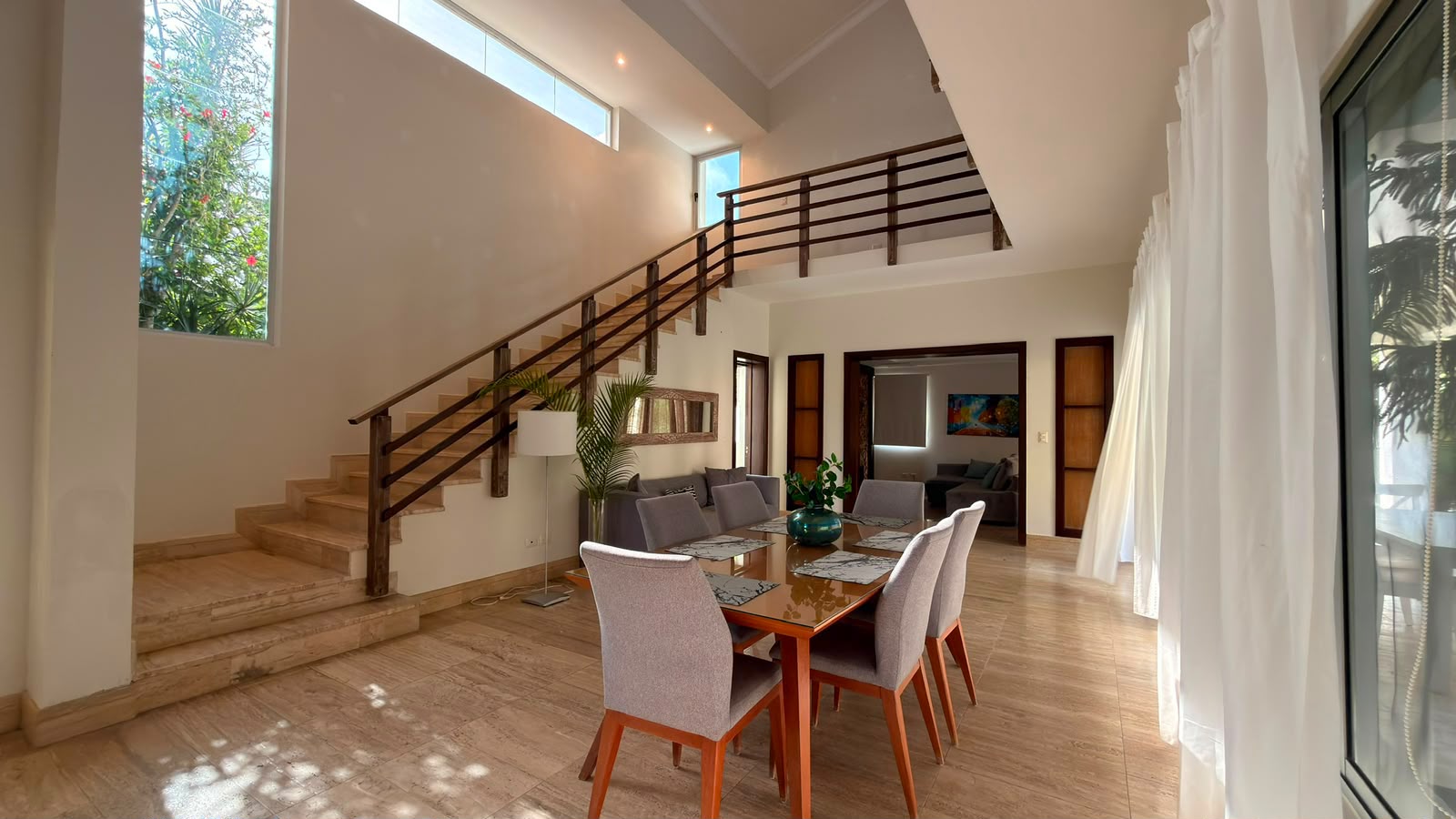 Villa de 3 dormitorios estudio más cuarto del servicio Foto 7319211-2.jpg
