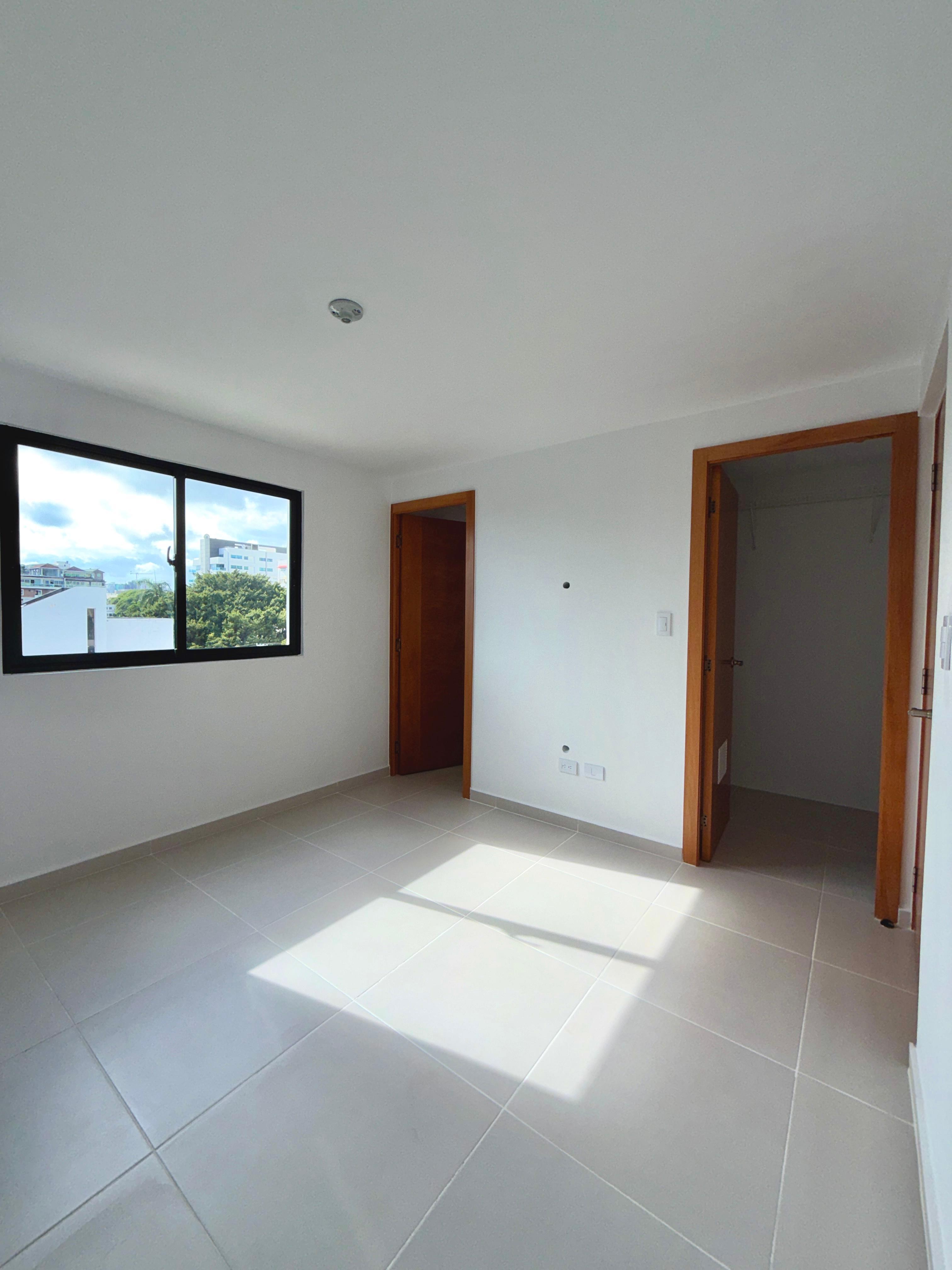 Apartamento de 3 Habitaciones en Renta en Gazcue  Foto 7319214-11.jpg