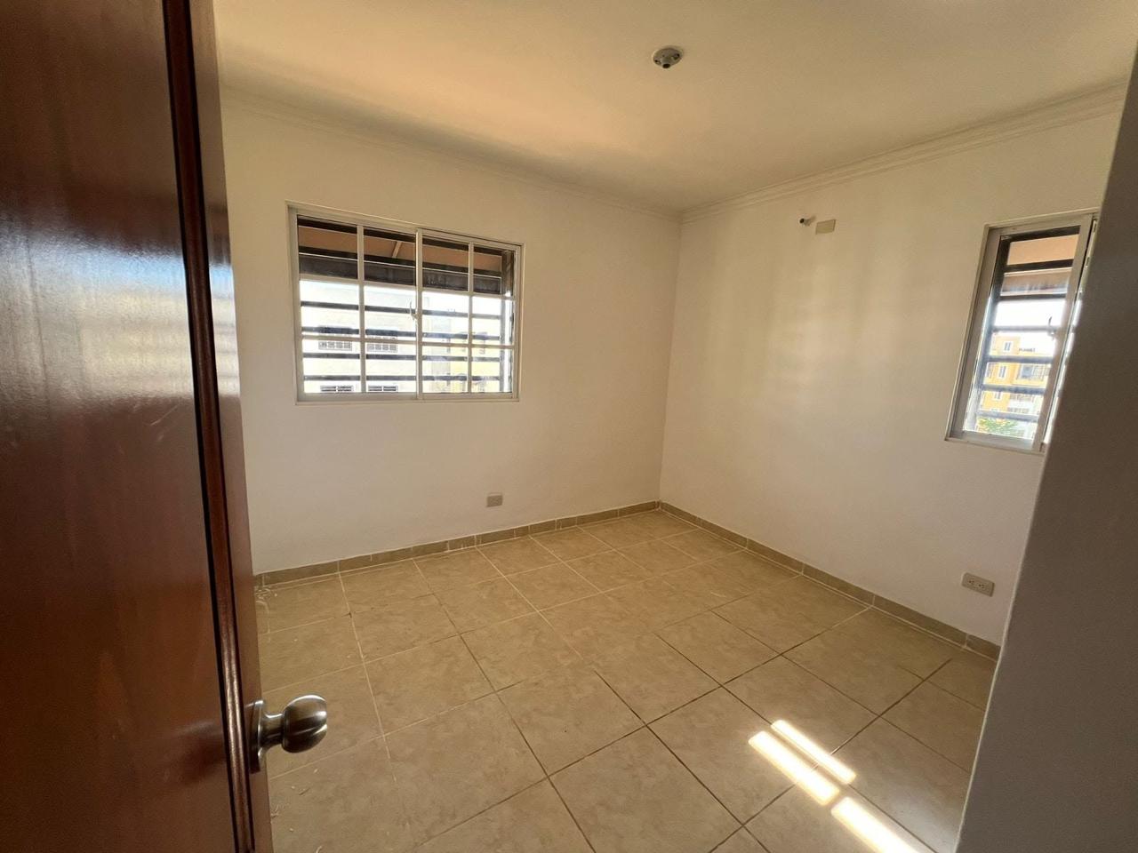 ▶️Rento Apartamento 4to Piso en la Ciudad Juan Bosch Residencial Sembr Foto 7319224-4.jpg