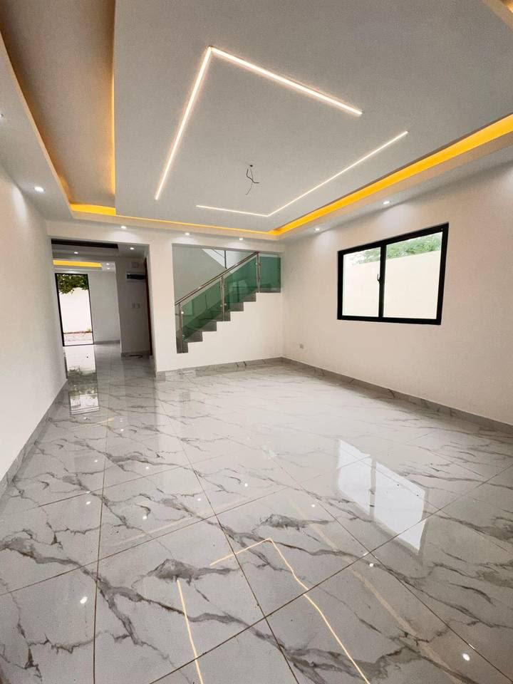 Casa en Venta en la Autopista de San Isidro Santo Domingo Este Foto 7319241-5.jpg