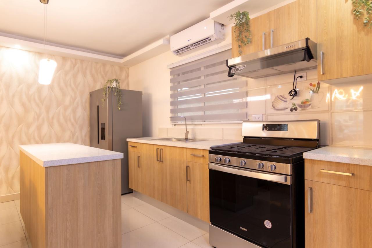 Apartamento de 3 Habitaciones en Venta en la Av. Ecológica.  Foto 7319260-5.jpg