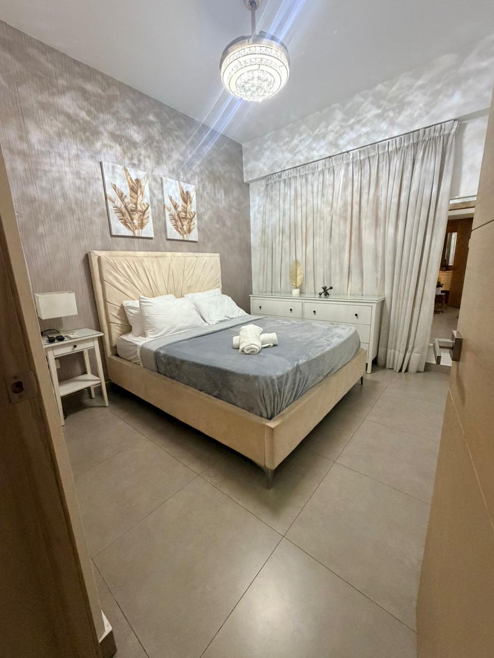 Apartamento en Alquiler amueblado ubicado en la Núñez de Cáceres – Tor Foto 7319272-3.jpg