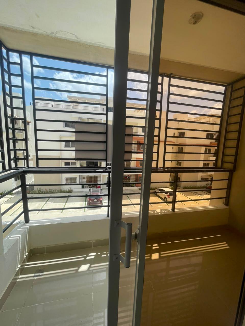 Apartamento de 3 Habitaciones en Renta en la Av. Jacobo  Foto 7319283-2.jpg