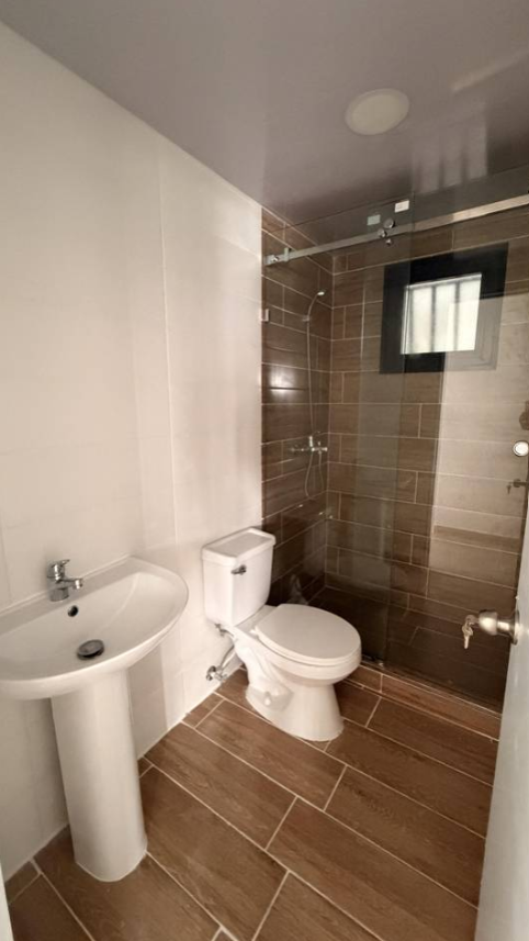 Apartamento en Alquiler 2 Hab  Estudio en la Av. Ecológica Santo Domin Foto 7319286-2.jpg