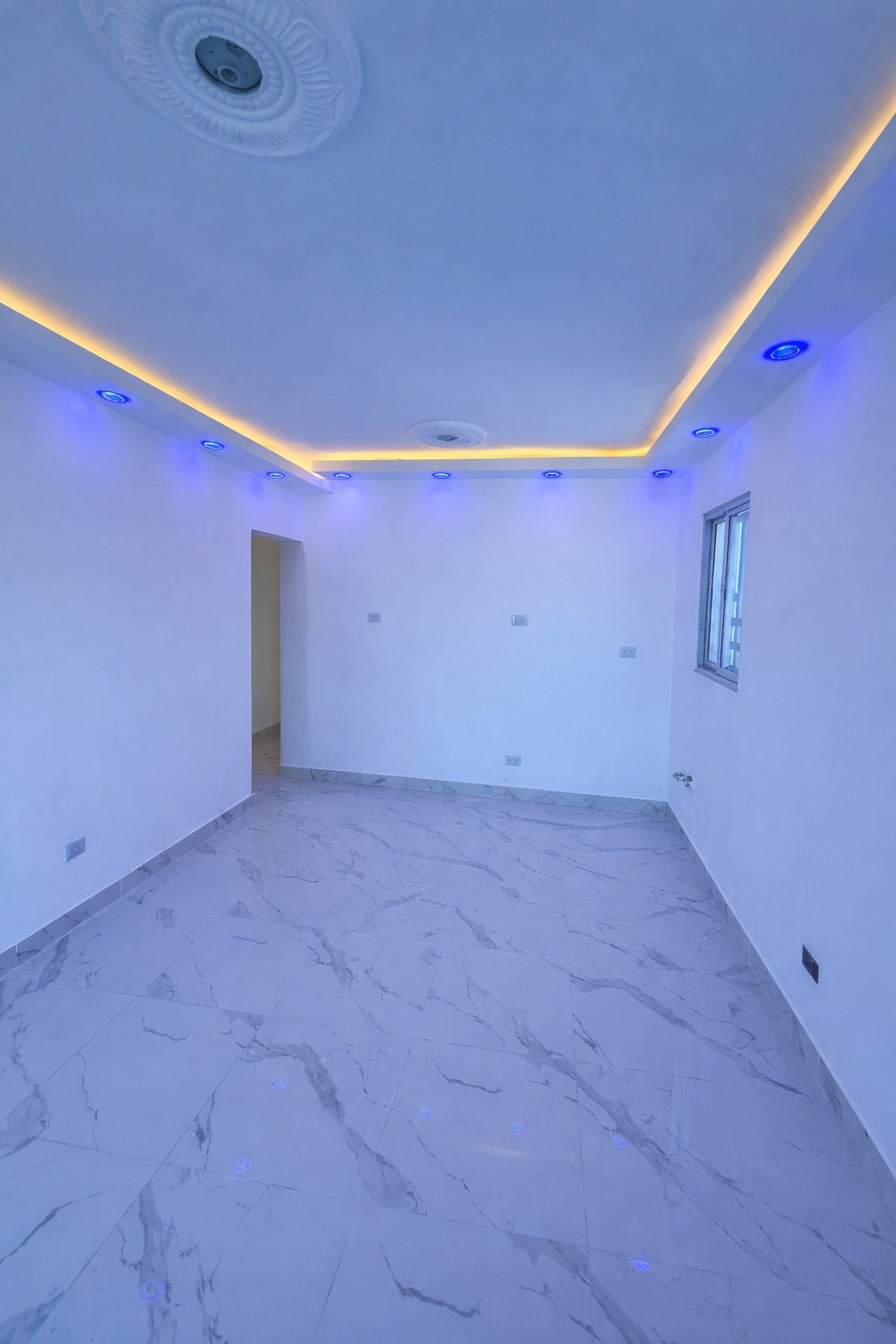 Apartamento de 2 Habitaciones en Renta en Villa Tropicalia  Foto 7319287-3.jpg