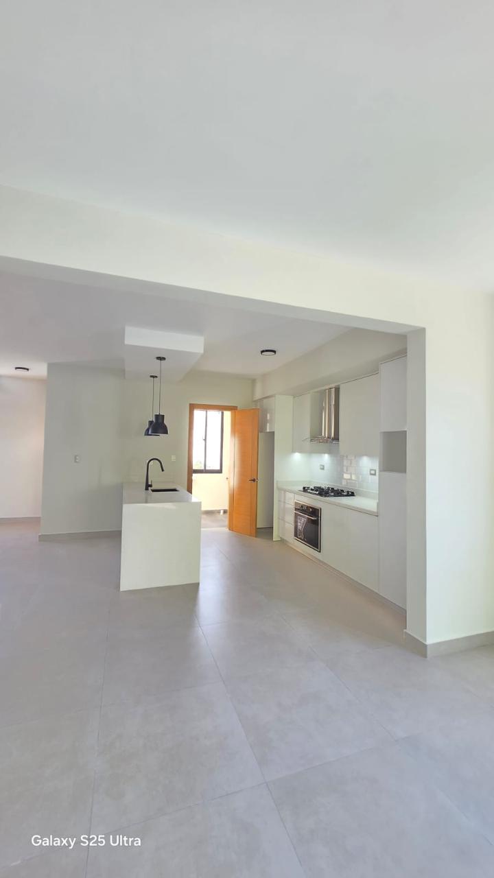 Villa nueva en venta – Metro Country Club  Foto 7319353-5.jpg